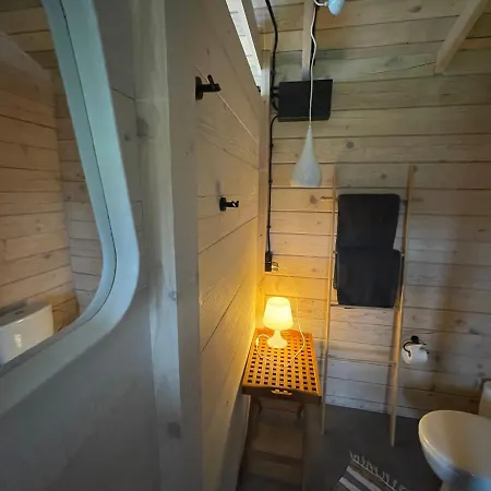 Szarejkowy Glamp *