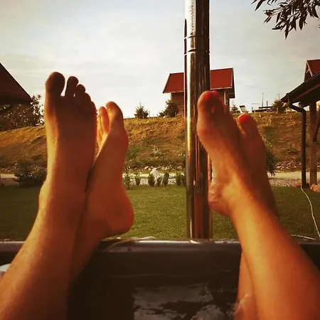 Szarejkowy Glamp Szarejki