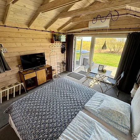 Szarejkowy Glamp * Szarejki